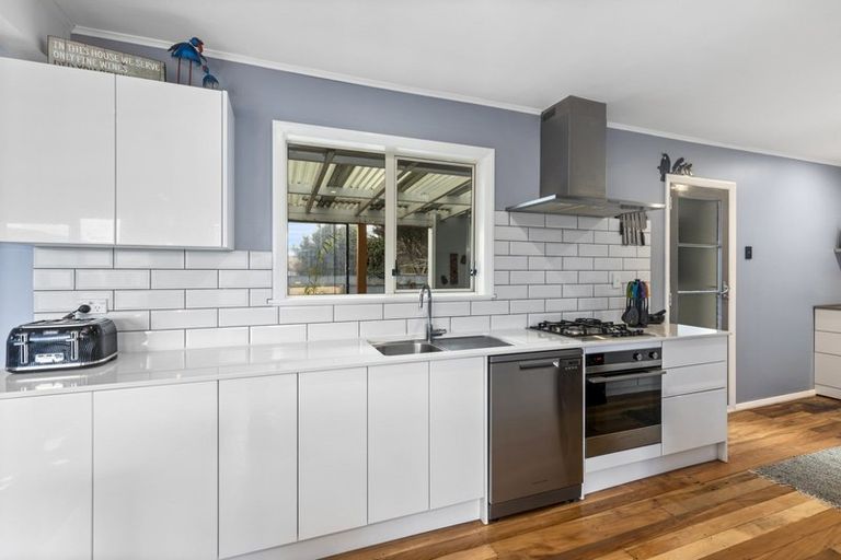 Photo of property in 3 Wright Street, Wainuiomata, Lower Hutt, 5014