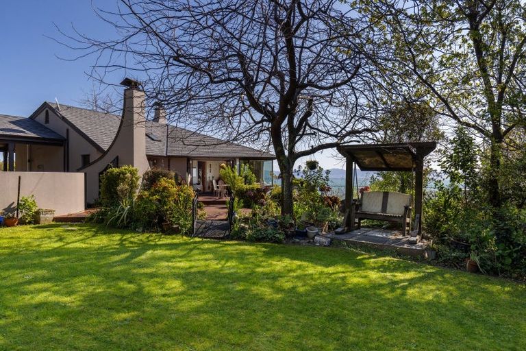 Photo of property in 1 Cape View, Atawhai, Nelson, 7010