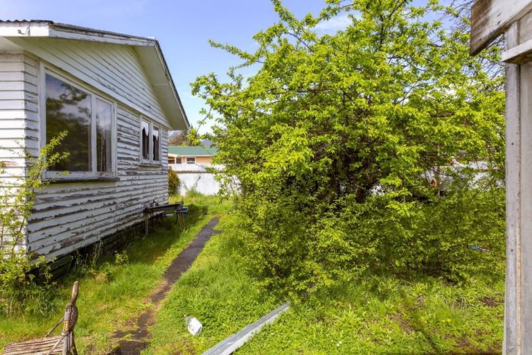 Photo of property in 75 Te Rangitautahanga Road, Turangi, 3334