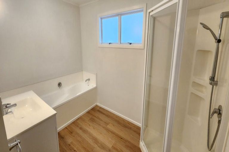 Photo of property in 158 Mangorei Road, Merrilands, New Plymouth, 4312