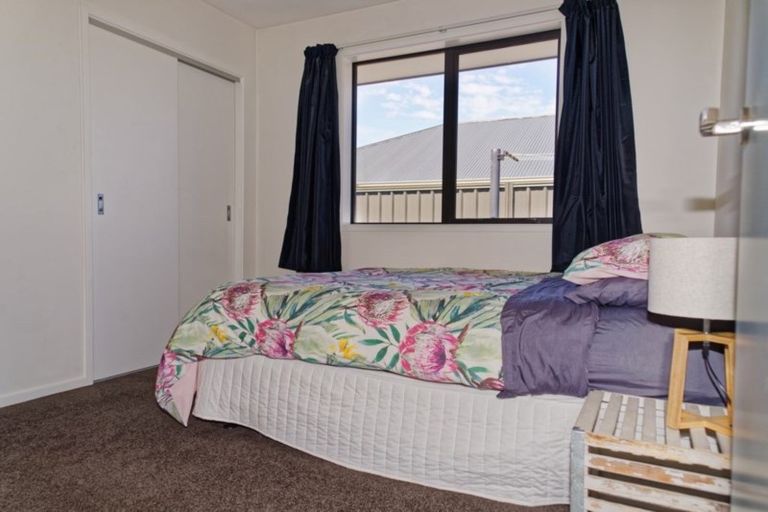 Photo of property in 18 Stowell Drive, Cromwell, 9310