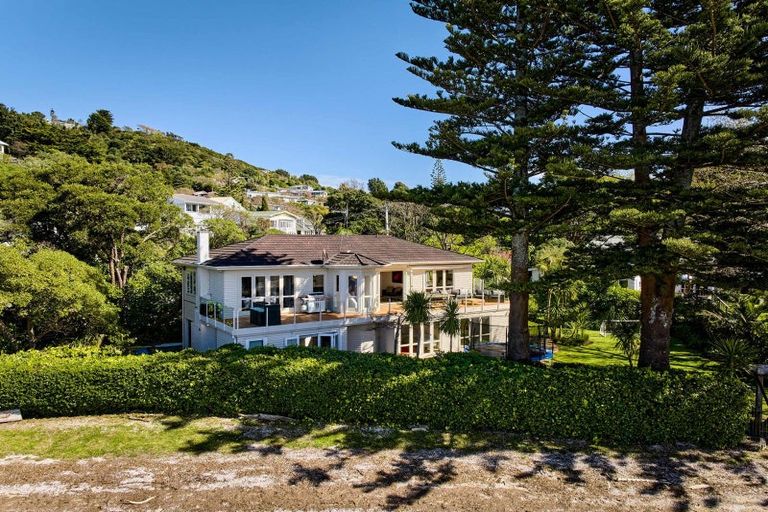 Photo of property in 89 Paremata Road, Paremata, Porirua, 5024