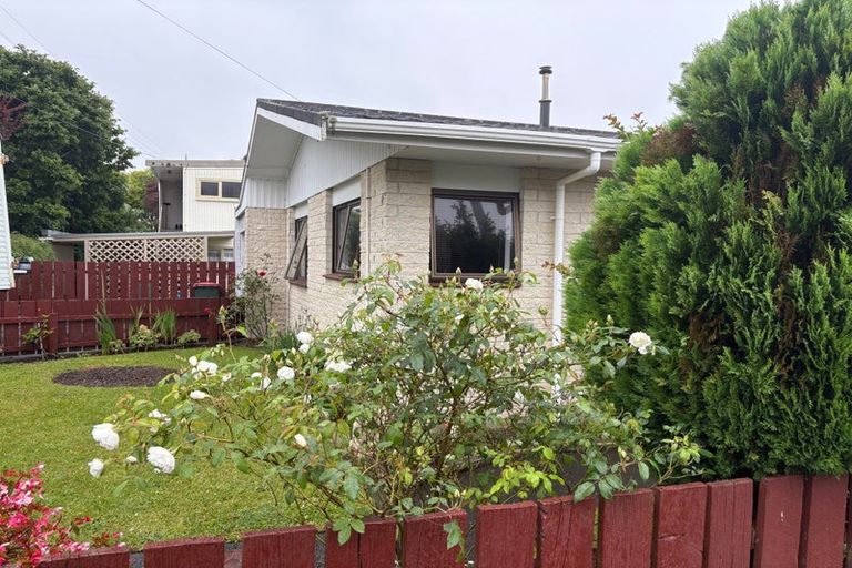 Photo of property in 1/14 Burns Street, Westown, New Plymouth, 4310