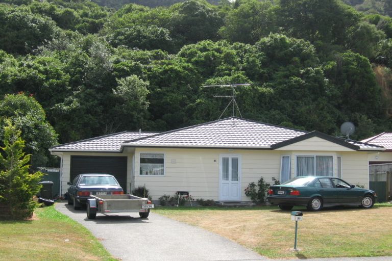 Photo of property in 10 Tulsa Grove, Totara Park, Upper Hutt, 5018