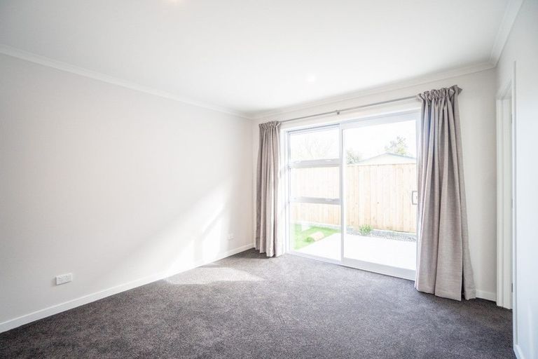 Photo of property in 42 Lombard Street, Palmerston North, 4410