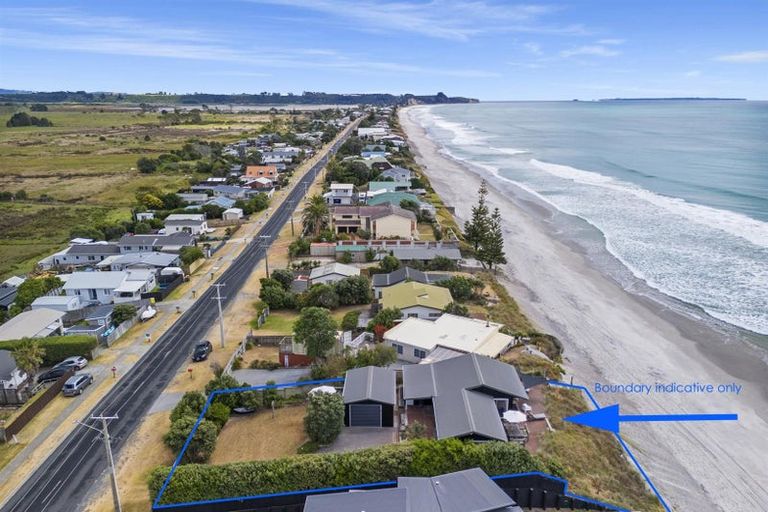 Photo of property in 175 Pukehina Parade, Pukehina, 3189