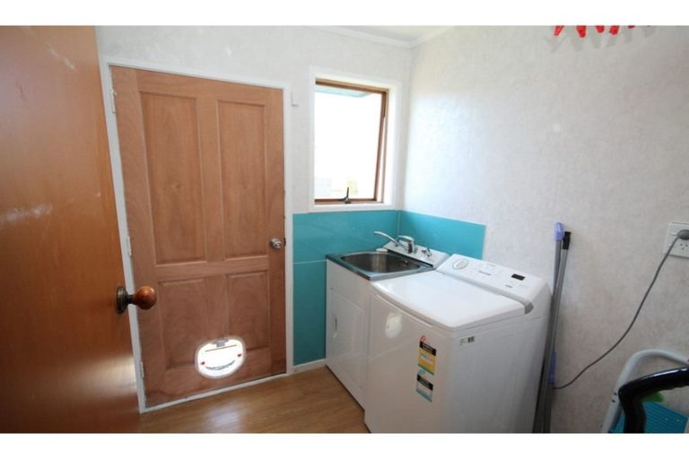 Photo of property in 14 Heathdale Crescent, Papakura, 2110