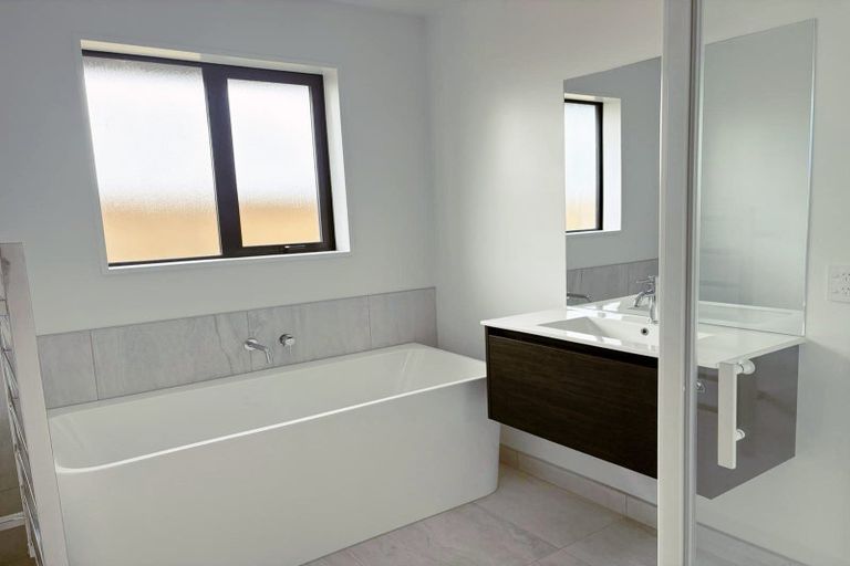 Photo of property in 52 Strowan Avenue, Elgin, 7700