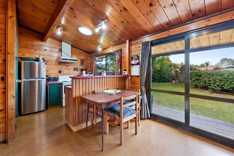 Photo of property in 12 Te Ana Place, Lynmore, Rotorua, 3010