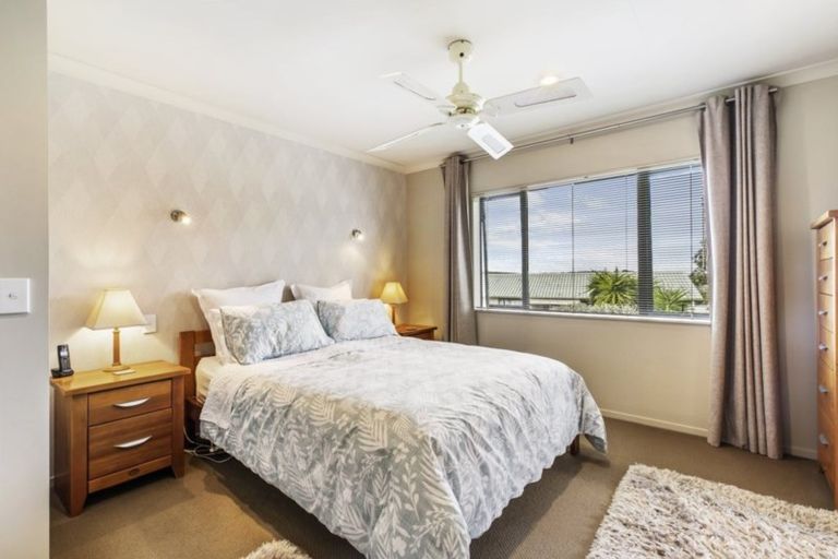 Photo of property in 8 Havilah View, Army Bay, Whangaparaoa, 0930