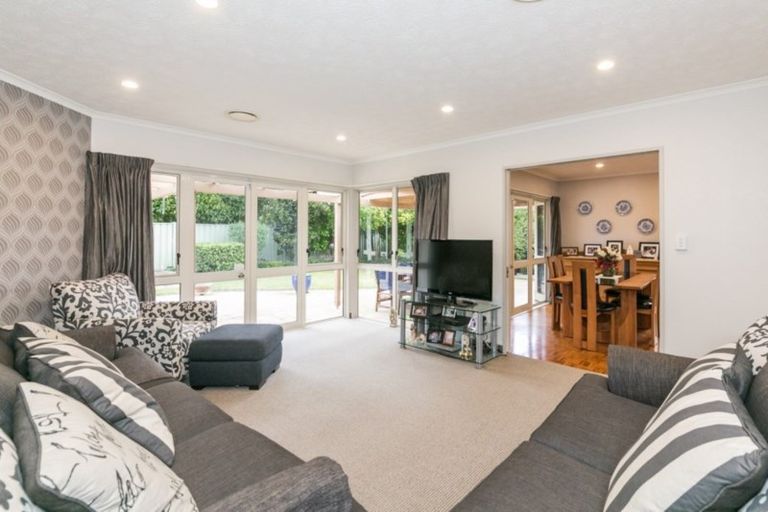 Photo of property in 7 Gresham Place, Taradale, Napier, 4112