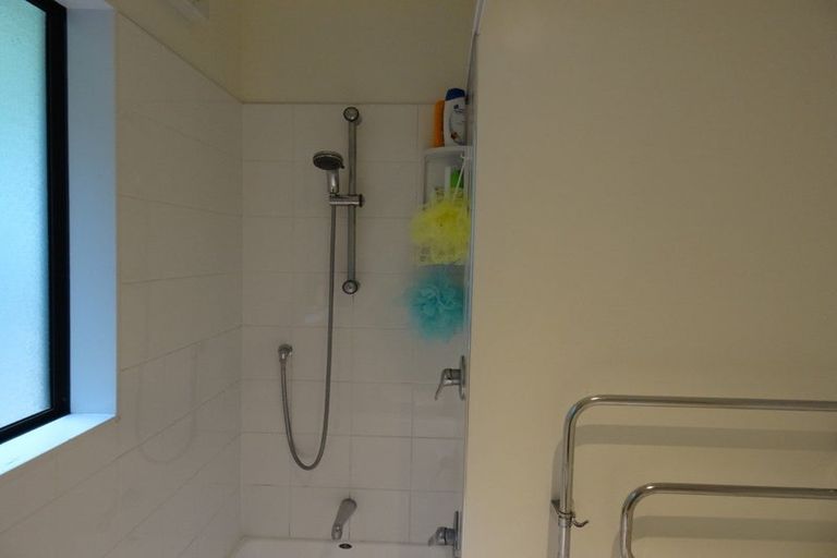 Photo of property in 7 Goddard Grove, Churton Park, Wellington, 6037