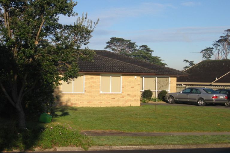 Photo of property in 23 Dannemora Drive, Dannemora, Auckland, 2016