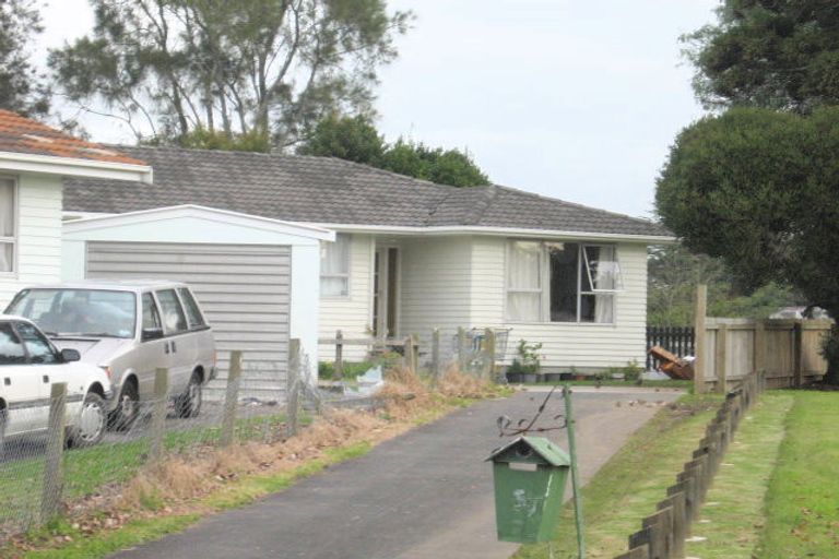 Photo of property in 5 Leaver Place, Weymouth, Auckland, 2103