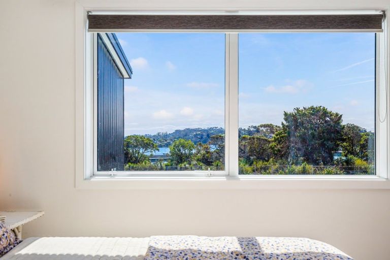 Photo of property in 32 Marine Parade, Hobsonville, Auckland, 0616