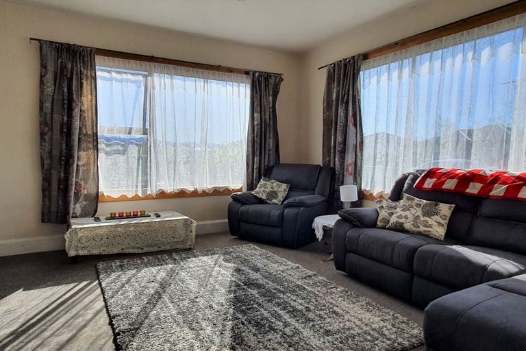 Photo of property in 9 Betten Street, Waimate, 7924