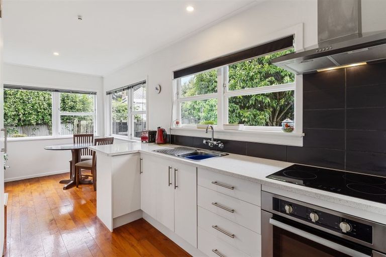 Photo of property in 1/15 Evans Place, Papakura, 2110