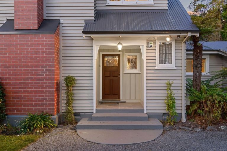 Photo of property in 152 North Parade, Richmond, Christchurch, 8013