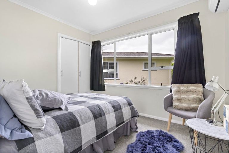 Photo of property in 26 Costley Street, Carterton, 5713