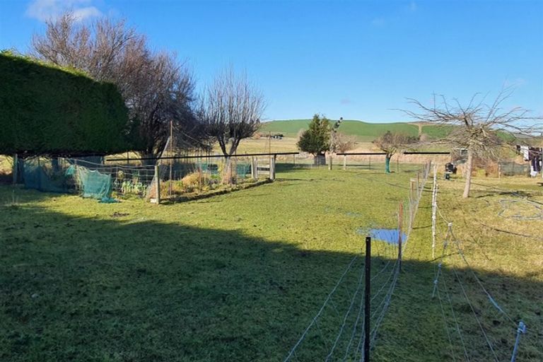 Photo of property in 749 Hakataramea Highway, Waimate, 7977