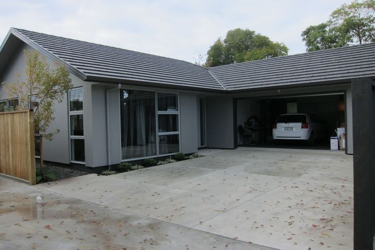 Photo of property in 35 Union Street, Hokowhitu, Palmerston North, 4410