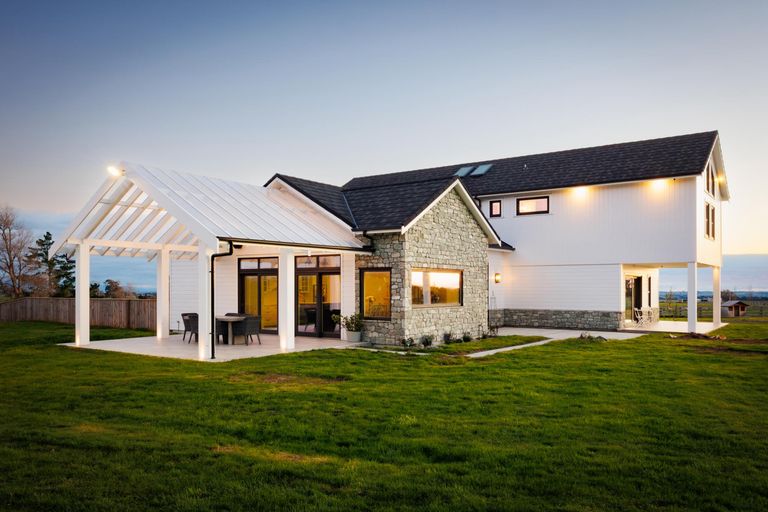 Photo of property in 18 Heatherlie Road, Colyton, Ashhurst, 4775