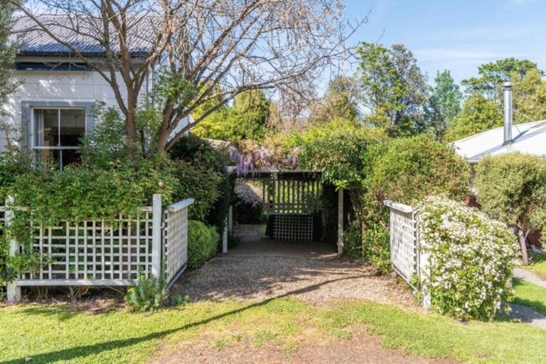 Photo of property in 22 Woodills Road, Akaroa, 7520
