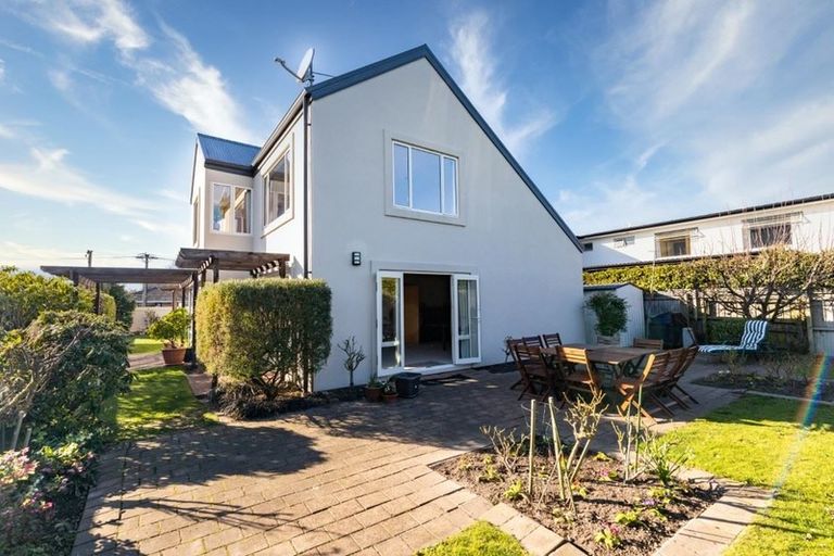 Photo of property in 55 Bryndwr Road, Bryndwr, Christchurch, 8052