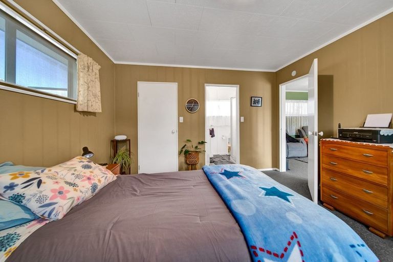 Photo of property in 57 Murray Avenue, Hawera, 4610