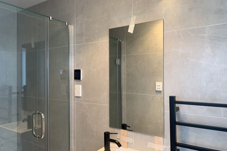 Photo of property in 1/103 Flanshaw Road, Te Atatu South, Auckland, 0610