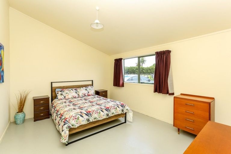 Photo of property in 595 Inland Road North, Onaero, Waitara, 4383