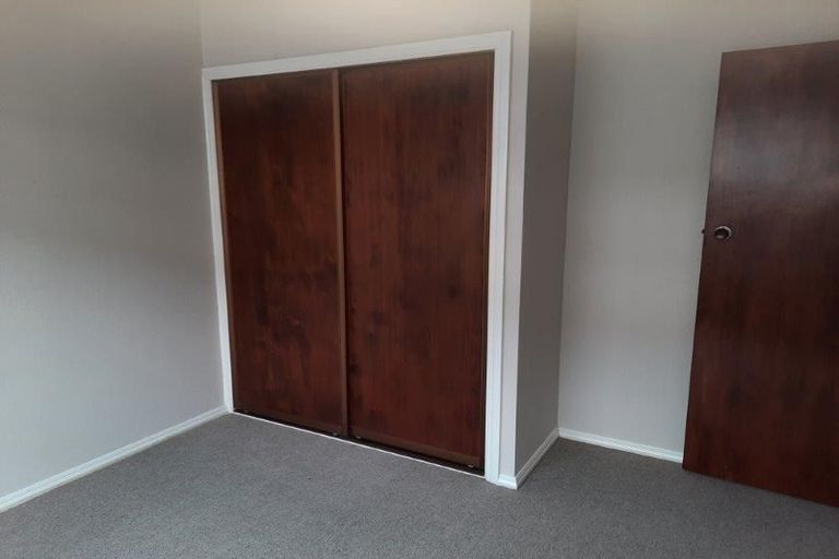 Photo of property in 2/38 Delaware Crescent, Russley, Christchurch, 8042