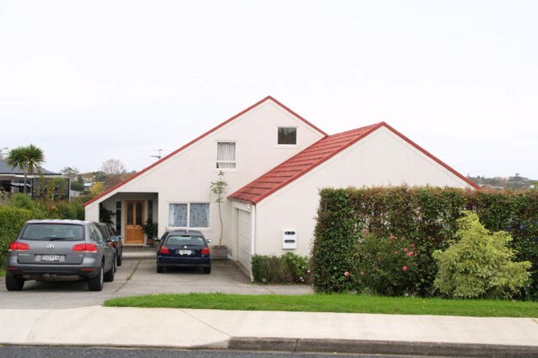 Photo of property in 20 Coates Road, Cockle Bay, Auckland, 2014