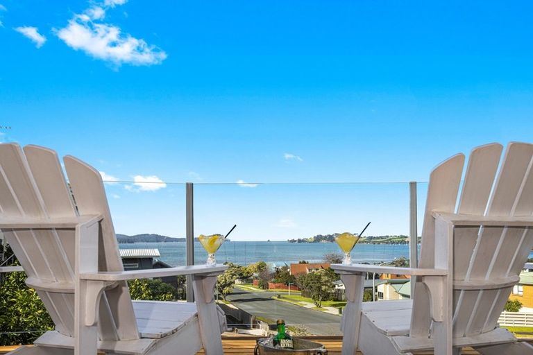 Photo of property in 18 Tamatea Drive, Snells Beach, 0920