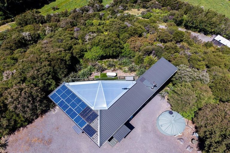 Photo of property in 54 Rotomanu Rise, Western Lake, Featherston, 5773