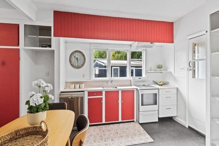 Photo of property in 15 Taramea Place, Addington, Christchurch, 8024