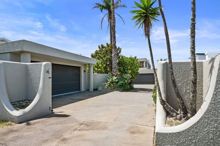 Photo of property in 119 Churchill Road, Rothesay Bay, Auckland, 0630