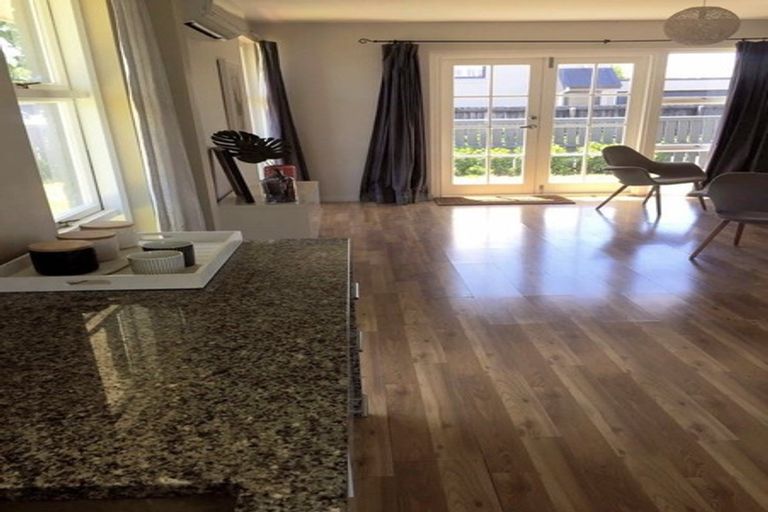 Photo of property in 1/230 Springfield Road, St Albans, Christchurch, 8014