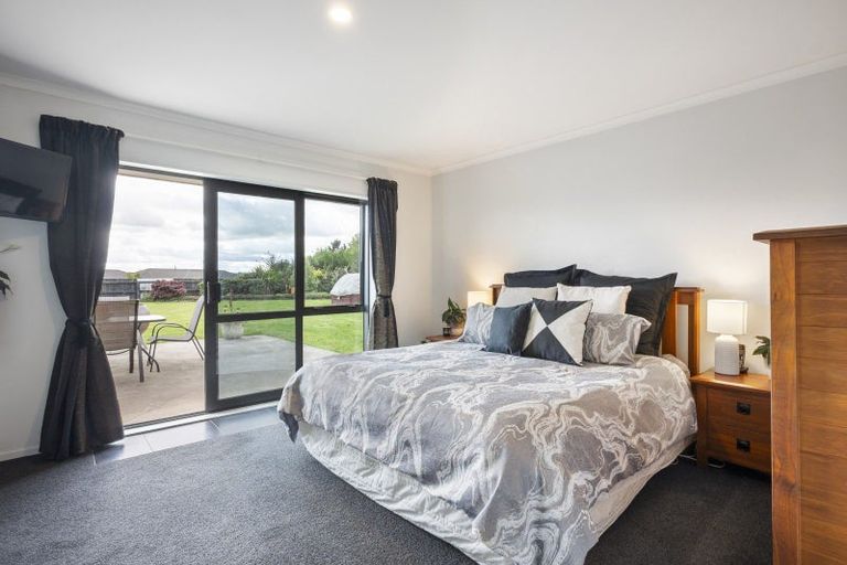 Photo of property in 146 Mount Taylor Drive, Feilding, 4775
