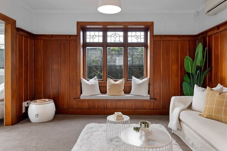 Photo of property in 139 Saint Martins Road, Saint Martins, Christchurch, 8022