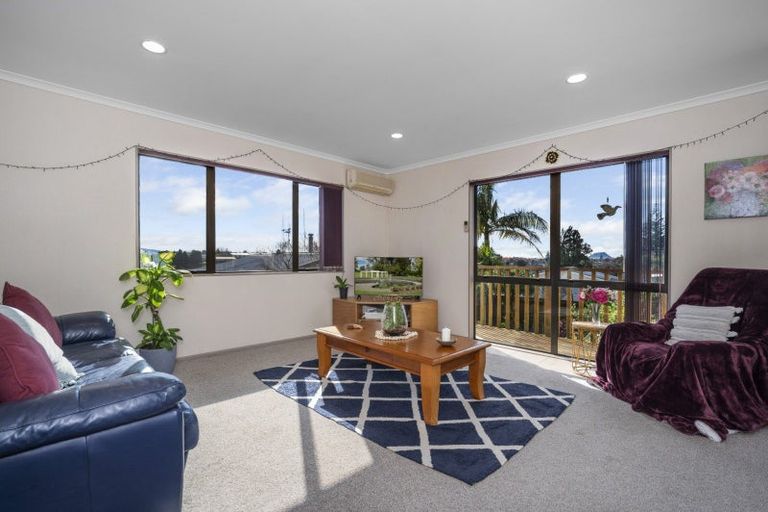 Photo of property in 17b Hilltop Road, Parkvale, Tauranga, 3112