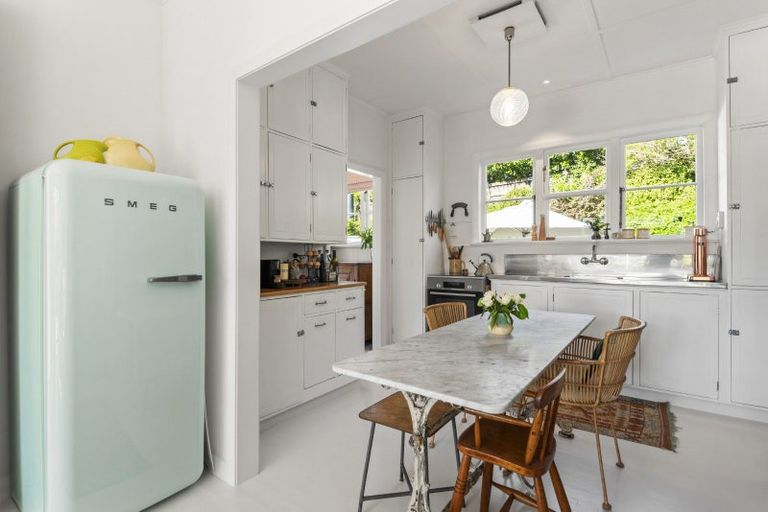 Photo of property in 18 Derby Street, Devonport, Auckland, 0624