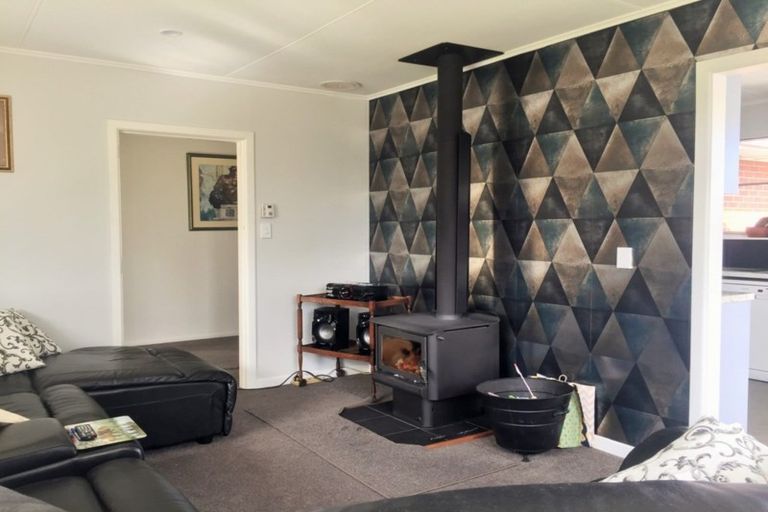 Photo of property in 24 Liverpool Street, Levin, 5510