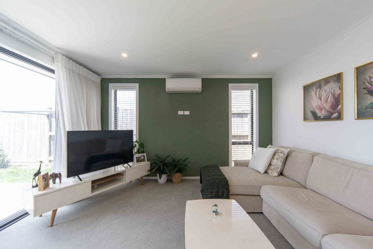 Photo of property in 2/2 Bostonkip Crescent, Fitzroy, Hamilton, 3282