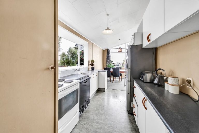 Photo of property in 3 Trimble Place, Bell Block, New Plymouth, 4312