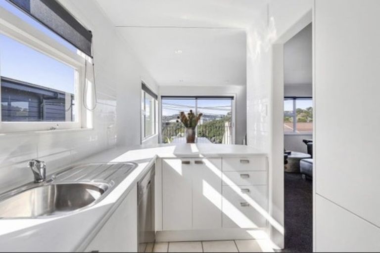 Photo of property in 17-17a Barton Terrace, Thorndon, Wellington, 6011