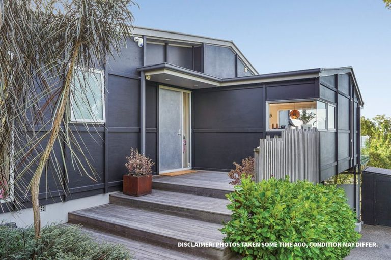 Photo of property in 104 Panorama Road, Clifton, Christchurch, 8081