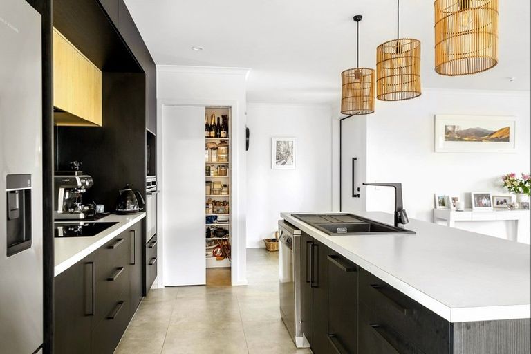 Photo of property in 27 Kuini Place, Motueka, 7120