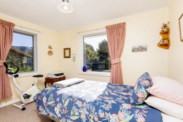 Photo of property in 10 Mortimer Street, Waimate, 7924