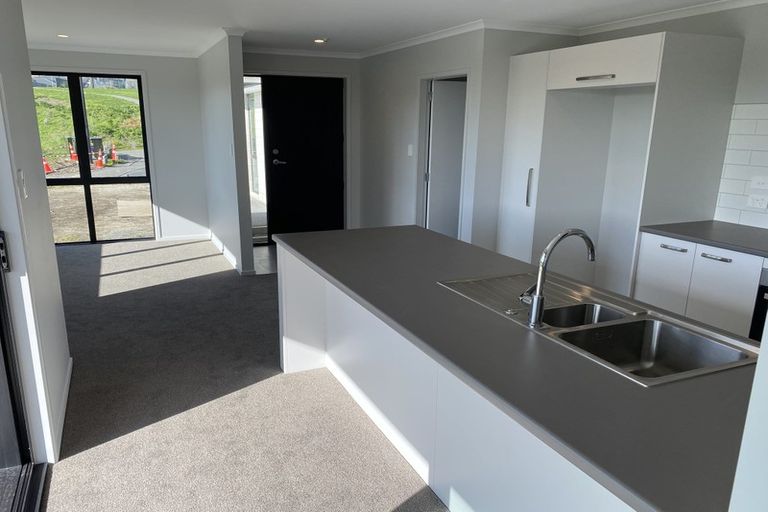 Photo of property in 9 Carriage Close, Omokoroa, 3114